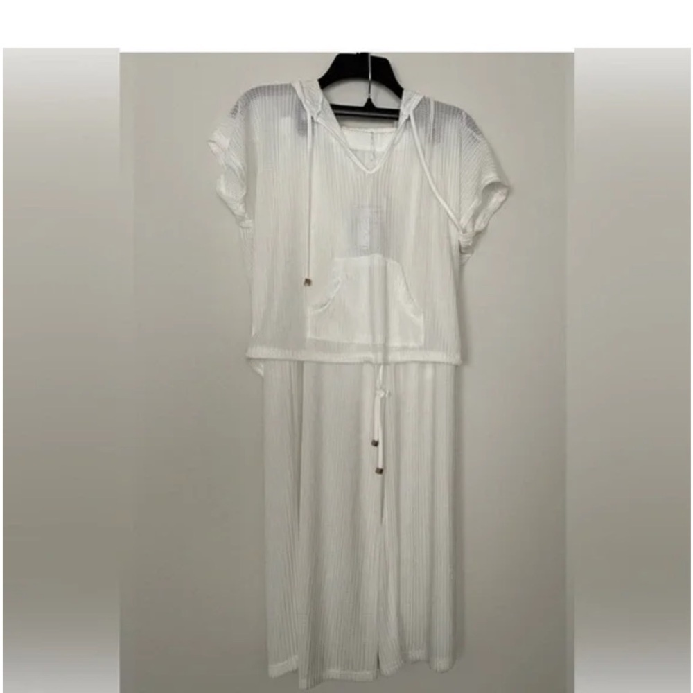 NWT Blue Island White Knit Set